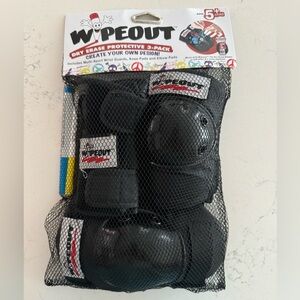 NWT WipeOut Kids Bike Knee, Wrist & Elbow pads